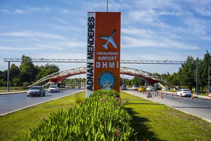 �zmir Havaliman� Ucuz Araba Kiralama